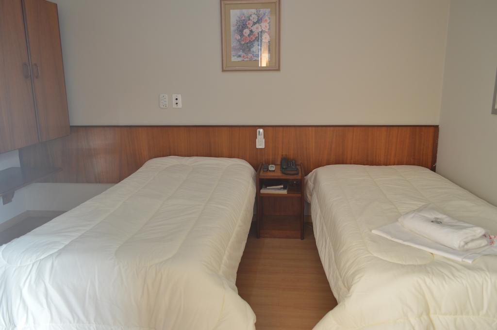 Hotel Chantilly Presidente Prudente Rum bild